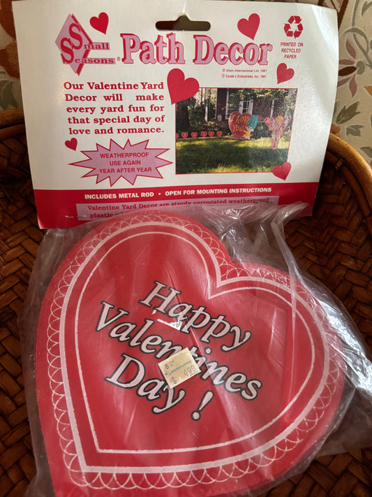 Vintage Corrugated Valentine Path Decor